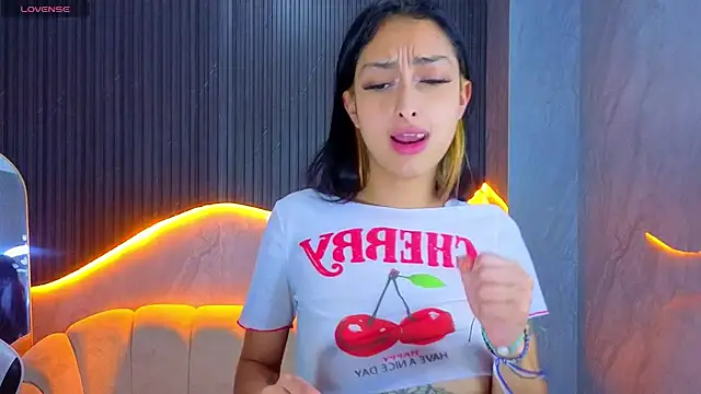 Tifany_Tx – Naživo XXX chat