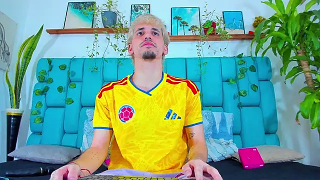 boy_Dirty_X webkamerás műsora
