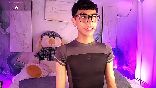Owen_JP Pertunjukan Webcam