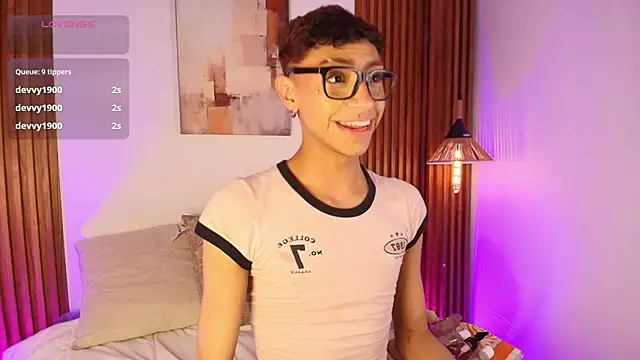 Owen_JP Pertunjukan Webcam