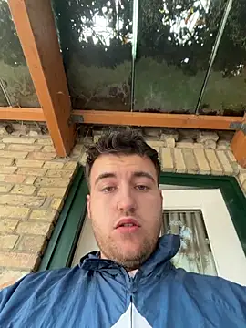 KinkyLovePublic 网络视讯表演