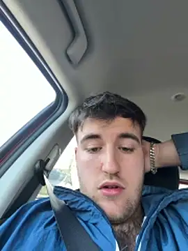 KinkyLovePublic 网络视讯表演