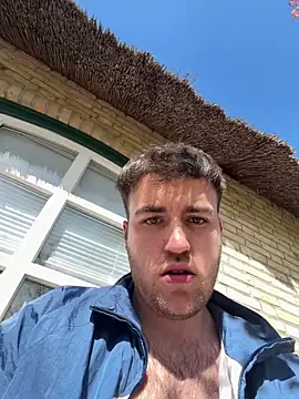 Show de KinkyLovePublic na webcam