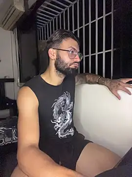 Webkamerová show thedragonboyxxx