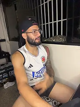 thedragonboyxxx: διαδικτυακό σόου στην κάμερα