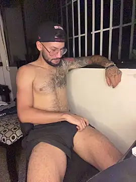 Webkamerová show thedragonboyxxx