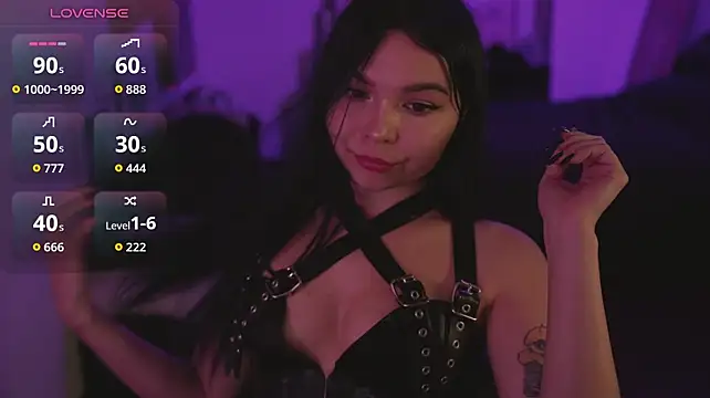 Dominatrix_Alice live XXX chat