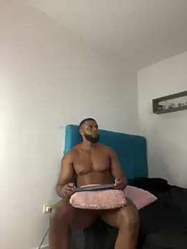 Show modela Natalia_Fit na web-kameri