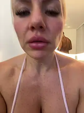 Pokazy przed kamerką – Natalia_Fit
