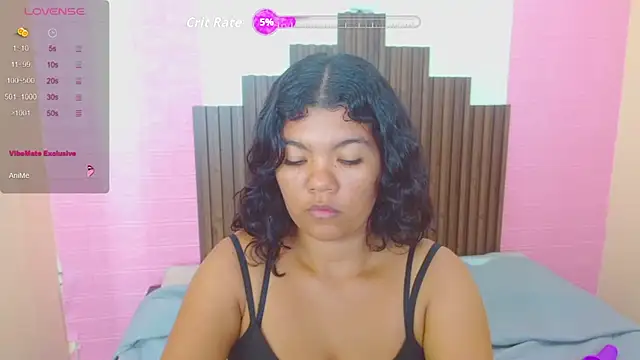 Sala de chat ao vivo de Heidy_Colins