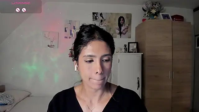 Veronikolsen- 网络视讯表演