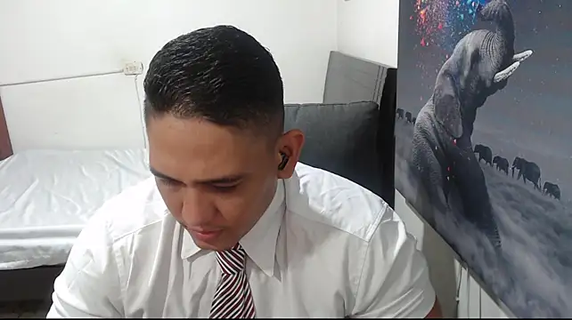 coltonmassiff Show Webcam