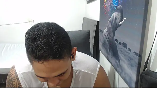 coltonmassiff webcam show