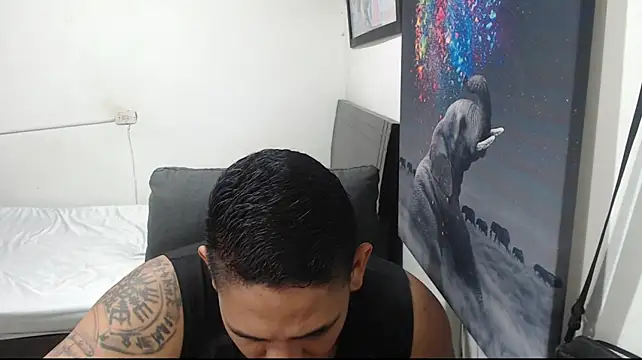 coltonmassiff Pertunjukan Webcam