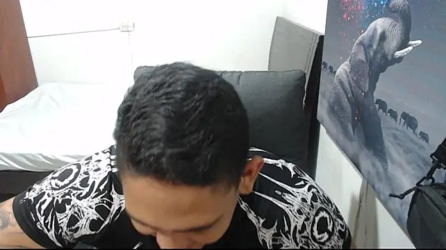 coltonmassiff 网络视讯表演