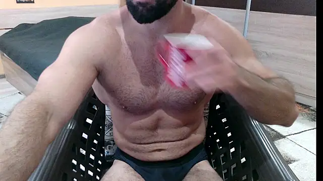 Show de alieninhumanbody1 na webcam