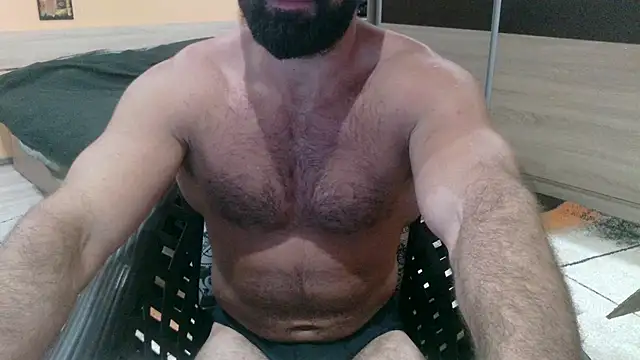 Show modela alieninhumanbody1 na web-kameri