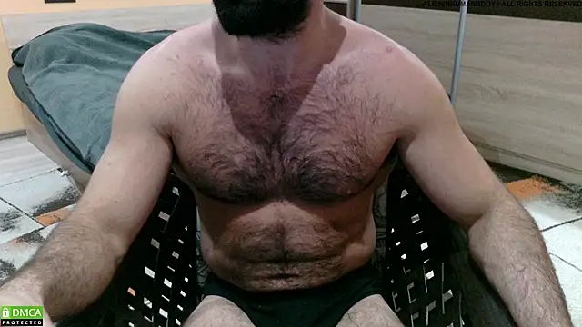 alieninhumanbody1 Show in webcam