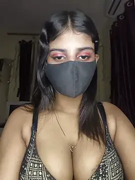 Zaayaa_2's Webcam Show