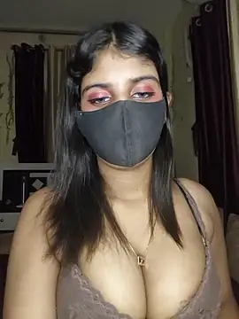 Zaayaa_2's Webcam Show