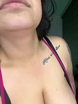 Czat XXX na żywo – Amyy_1