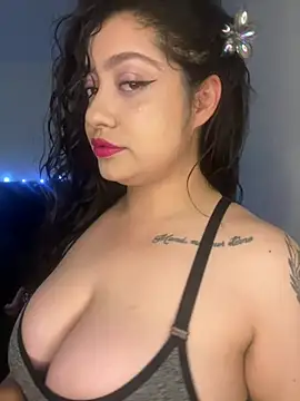 Amyy_1 Adlı Modelin Web Kamerası Şovu