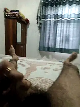 Tall_Hairy_Man webkamerás műsora