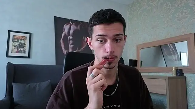 KaydenDrewn Webbikameraesitys