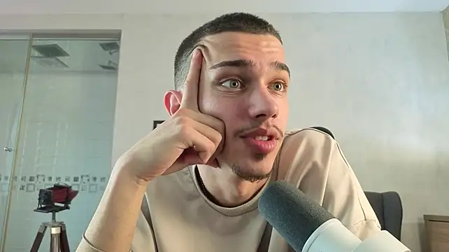 عرض كام KaydenDrew