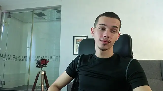KaydenDrew Adlı Modelin Web Kamerası Şovu