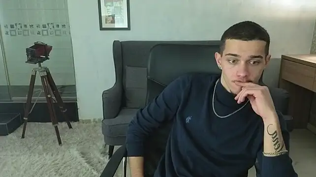 KaydenDrew 网络视讯表演