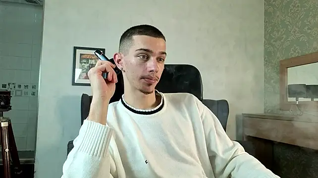 Show modela KaydenDrew na web-kameri