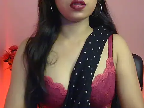 miss_ragni Adlı Modelin Canlı XXX Sohbeti