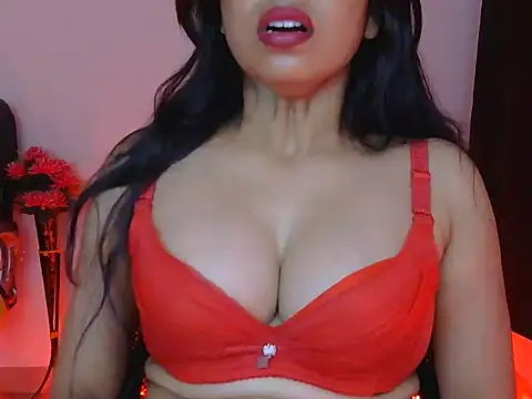 miss_garima Adlı Modelin Canlı XXX Sohbeti