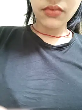 Cute_Kavya7 在線直播表演
