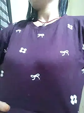 Cute_Kavya7 웹캠 쇼