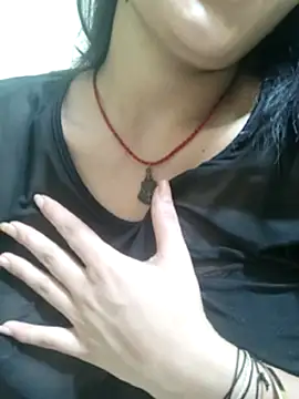 Cute_Kavya7 웹캠 쇼