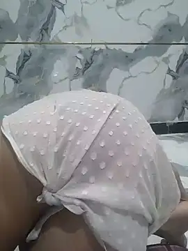 Cute_Kavya7 网络视讯表演