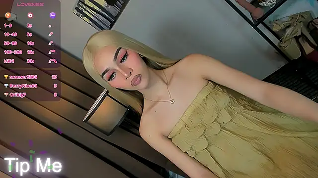 عرض كام Tarah_Lewis