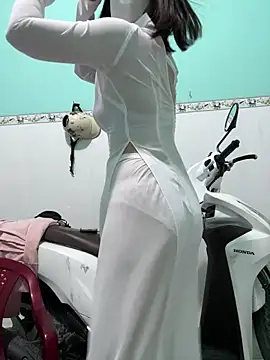 Nana-19 网络视讯表演