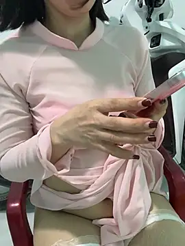 Nana-19's Webcam Show