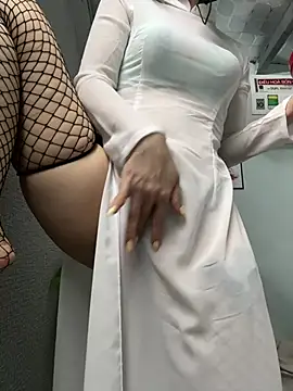 Nana-19's Webcam Show