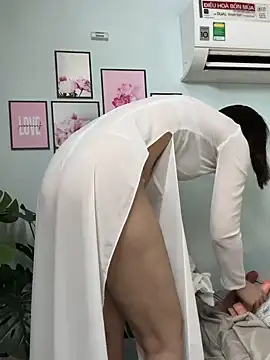 Nana-19 Webcam-Show