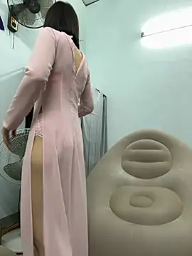 Nana-19 网络视讯表演