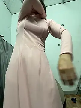 Nana-19 Pertunjukan Webcam