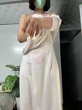 Nana-19 网络视讯表演