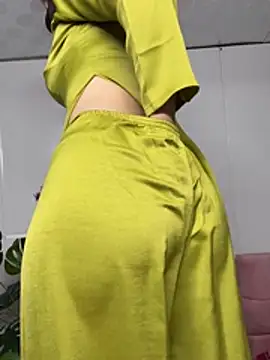 Nana-19 网络视讯表演