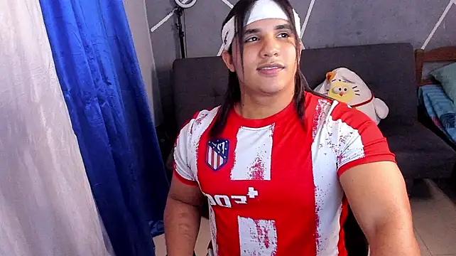 Show de latinboyfit na webcam