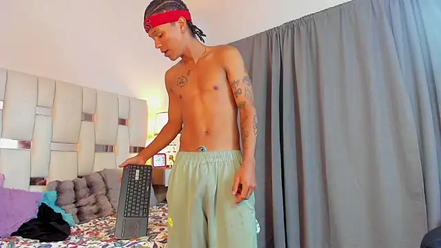 AndyKings_1 Show in webcam