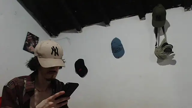 sk8-sir Show in webcam